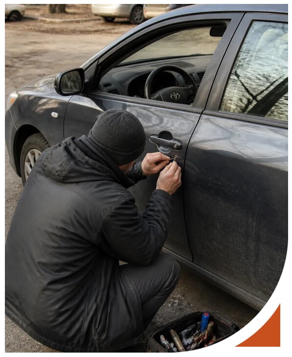 Профессиональное вскрытие автомобиля Тойота без повреждений в Видном